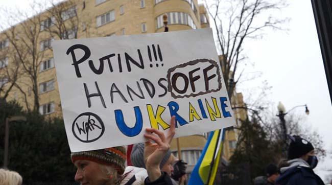 Киев отозвал для консультаций временного поверенного в Москве