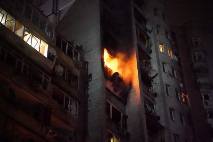 Ракетный удар нанесен по столице Украины ночью