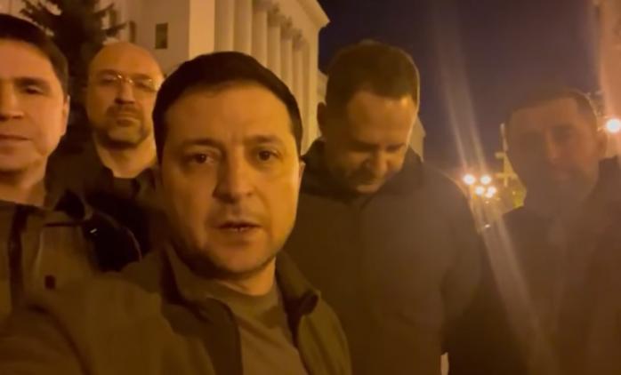 Владимир Зеленский записал новое видео из Киева. Скриншот с видео
