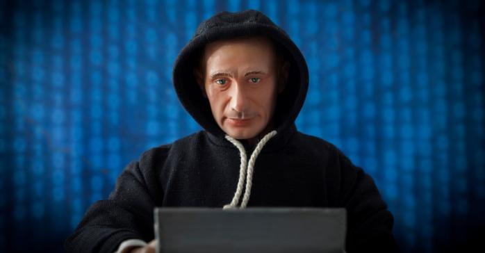 Хакеры завалили сайт Кремля, на российских каналах слышны украинские песни