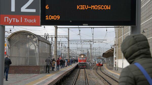 Российский поезд пошел на х*й — ВСУ взорвали железнодорожные узлы, соединяющие с РФ