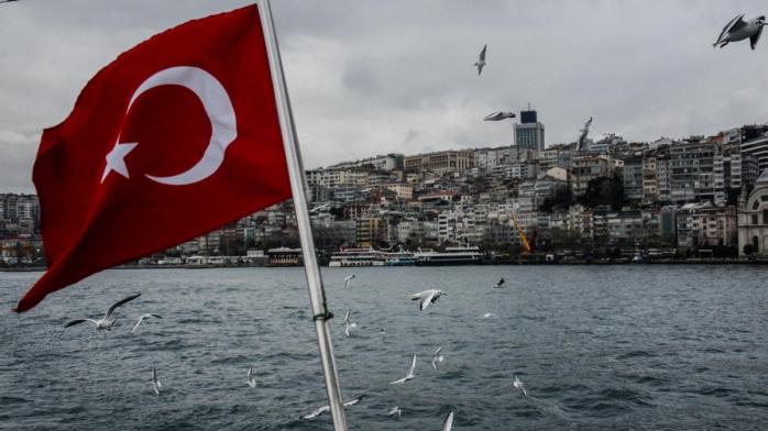 Ердоган закриває Босфор та Дарданелли для російських військових кораблів