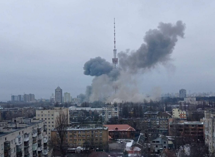 Удар рашистов по телебашне Киева — какие последствия 