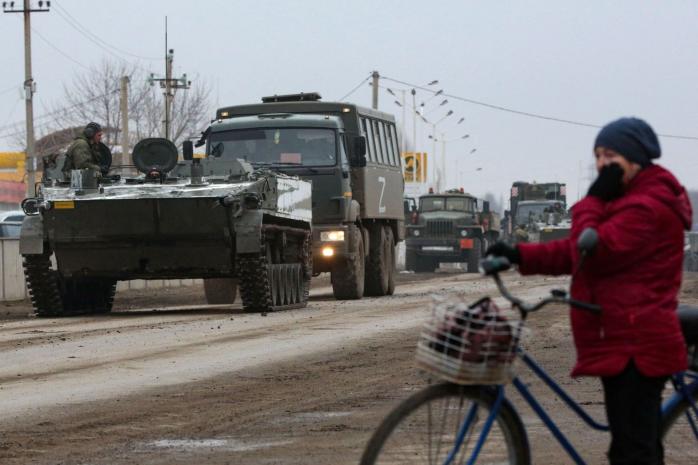 Рашисты так убегали, что оставили новые Т-80 и топливо — бои за Харьков