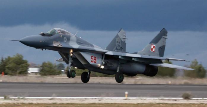 Польша может передать Украине военные самолеты, фото: Belvpo