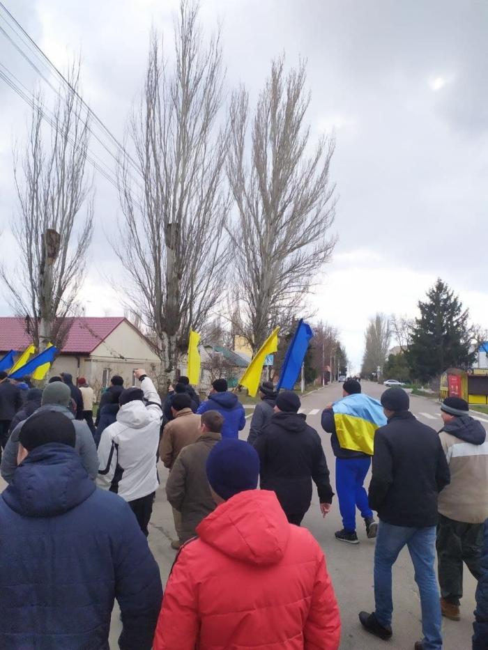 Во время событий в Скадовске, фото: «Суспільне.Херсон»
