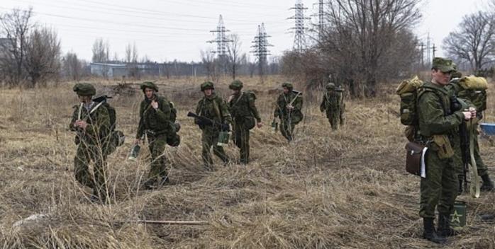 Після обстрілу села в Білорусі звідти рушили колони до кордону