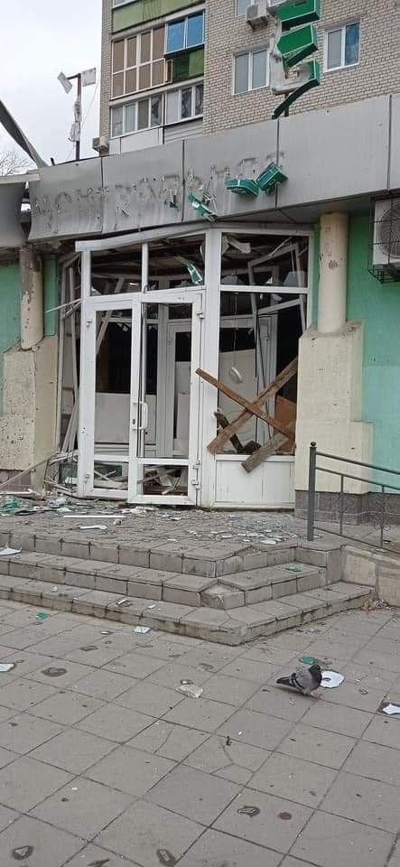 Рашисти обстріляли школи, інтернат та лікарню в Рубіжному. Фото: Сергій Гайдай