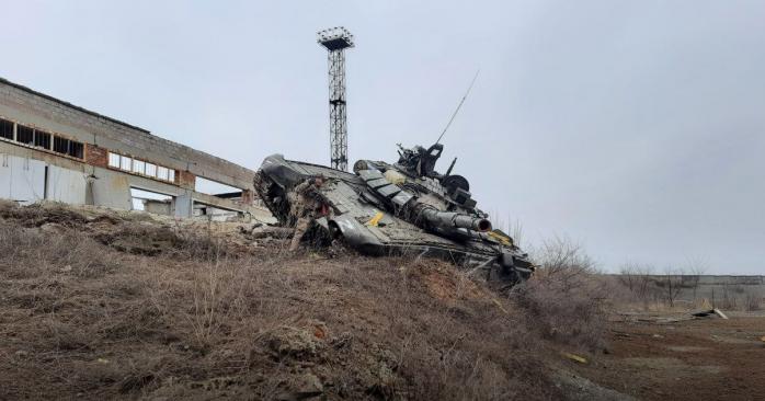 Знищена ворожа техніка під Маріуполем Фото: Telegram-канал «Азов – Маріуполь»