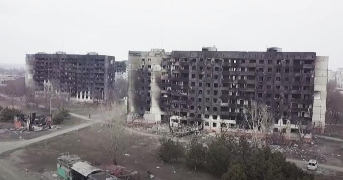Разрушенный фашистами РФ Мариуполь. Скриншот с видео