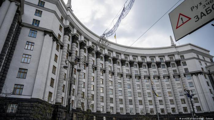 Рада разрешила Кабмину при необходимости выехать из Киева в условиях военного положения