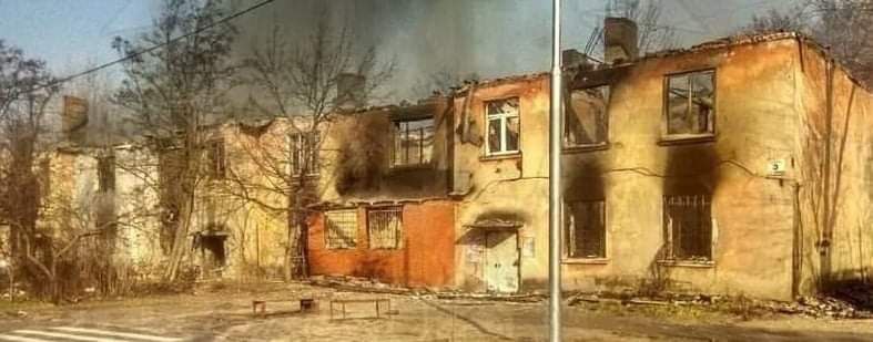 Наслідки обстрілів рашистів на Луганщині. Фото: Сергій Гайдай