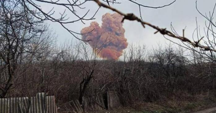 Взрыв цистерны с азотной кислотой в Рубежном. Фото: Сергей Гайдай