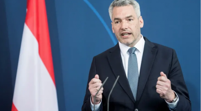 Австрійський канцлер Негаммер розповів про переговори з путіним у Москві