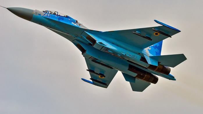 Украина уже получила истребители и запчасти к ним. Фото: aeroclub.net.ua