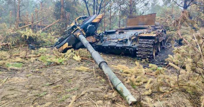ВСУ уничтожили более рашистских 800 танков с начала вторжения рф. Фото: 