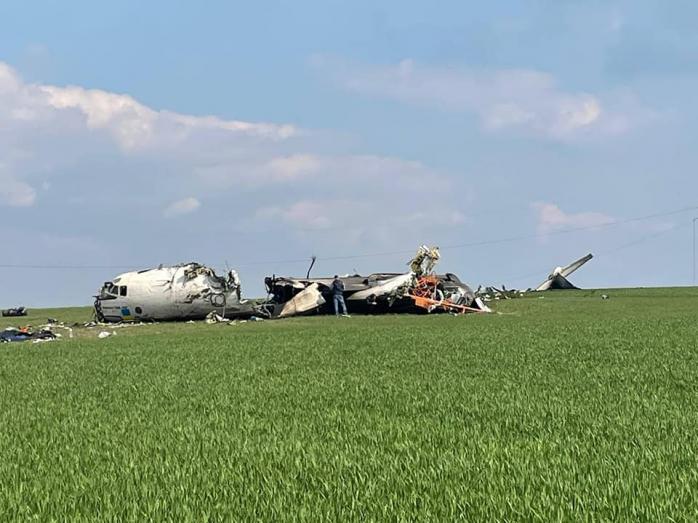 Место падения самолета. Фото: ЗОВА