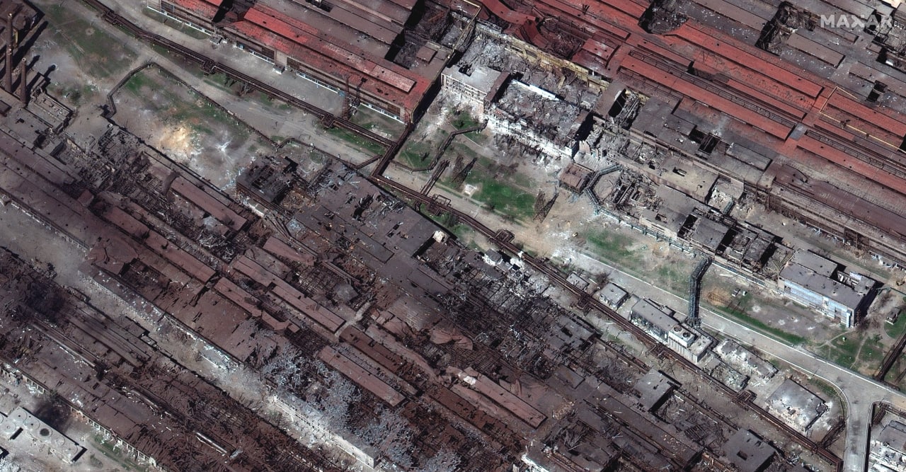 Супутникові знімки зруйнованого заводу «Азовсталь». Фото: Maxar Technologies