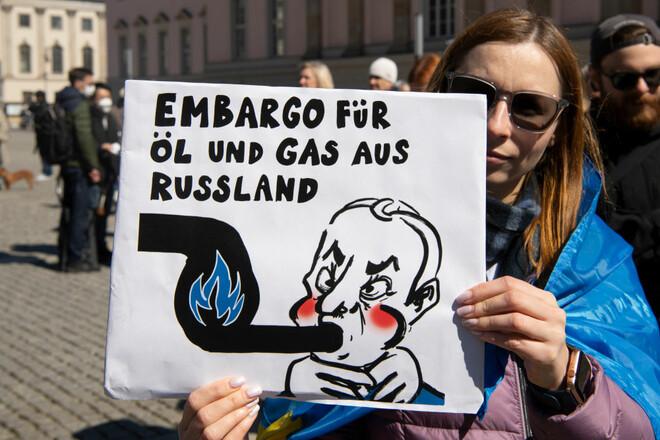Нефтяное эмбарго россии – три страны ЕС отозвали вето после смены позиции Германии