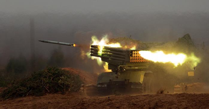 Російські війська продовжують обстрілювати Україну, фото: РІА «Новости»