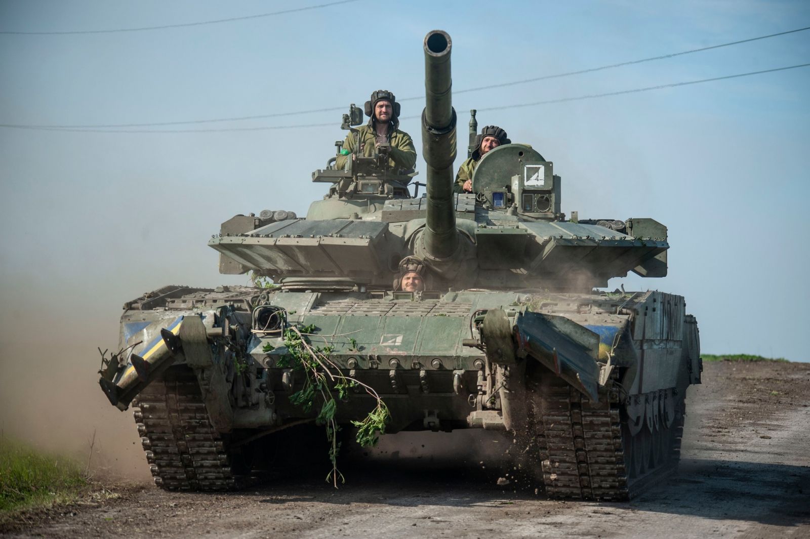 «Парад» на трофейних російських танках. Фото: 93-я ОМБ
