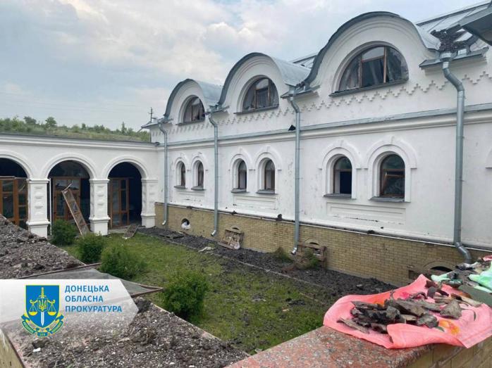 Россияне разбомбили одну из православных святынь Донбасса