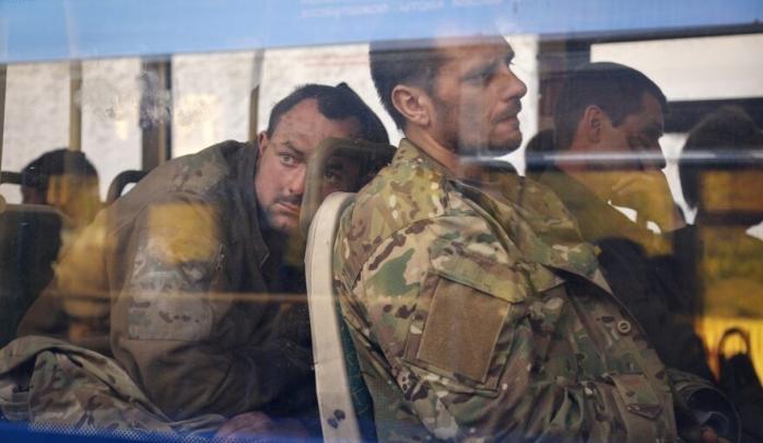 ООН и Красный Крест следят за условиями содержания воинов полка «Азов»