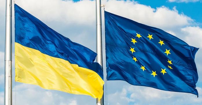 Европарламент рекомендовал предоставить Украине статус кандидата на членство в ЕС. Фото: ua.news