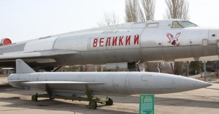 росія запускала по Україні п’ятитонні ракети 1960-х років — розвідка Британії