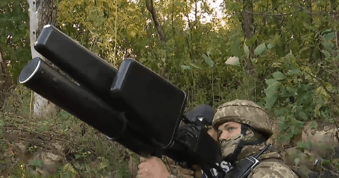 Шольцу не снилось - Литовский журналист приобрел 110 противодроновых ружей для Украины