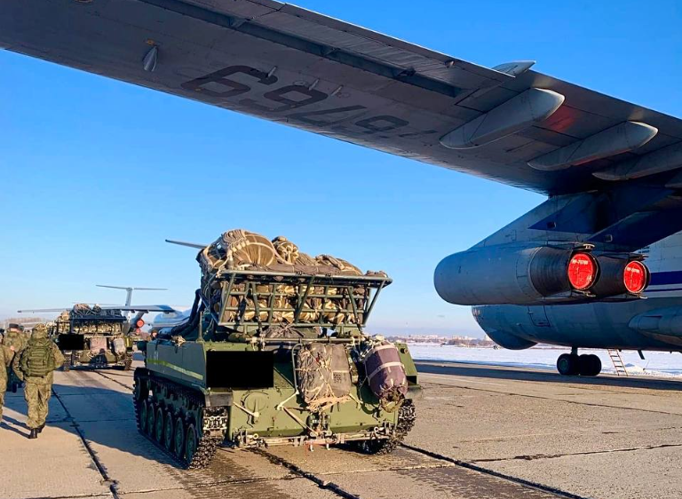 Росіяни планували 24 лютого парашутний десант з Ил-76 в 30 км від Києва, фото - Мілітарний