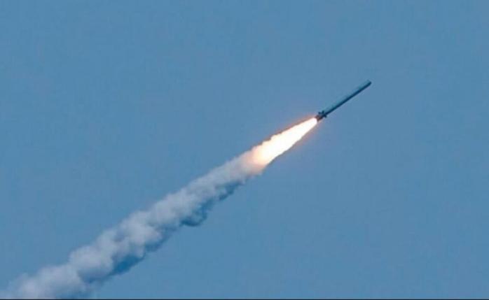  Войска россии ударили двумя ракетами вблизи Черкасс - какие последствия
