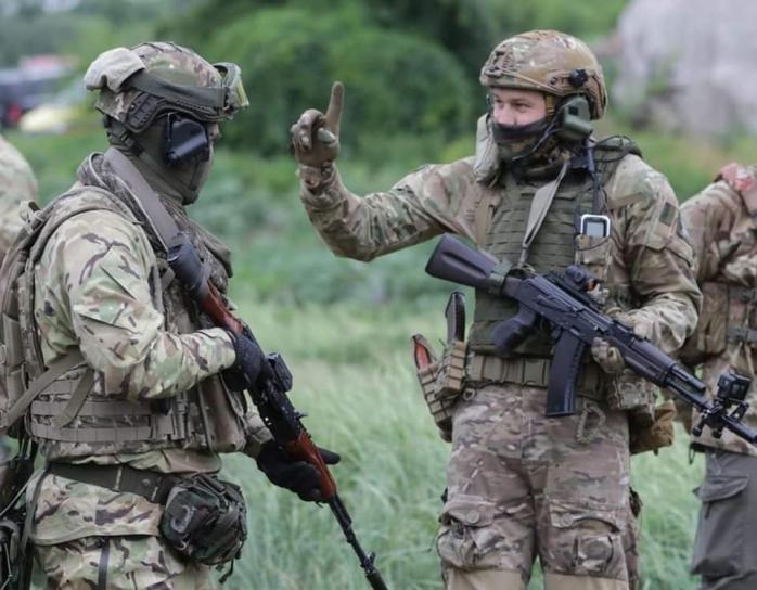 Росіяни намагаються блокувати Лисичанськ з півдня та південного заходу, закріплюється поблизу НПЗ