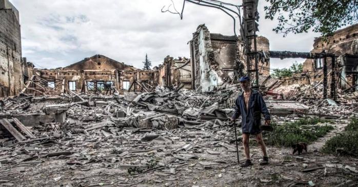 Росіяни знищують місто Лисичанськ на Луганщині, фото: Сергій Гайдай