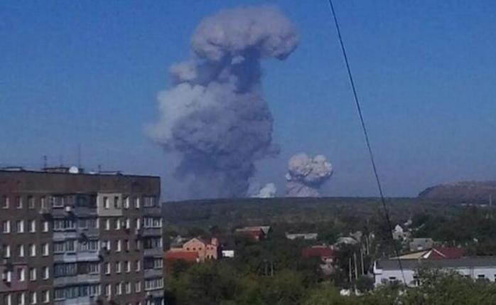 Взрывы прогремели на российских складах. Фото: apnews.com.ua