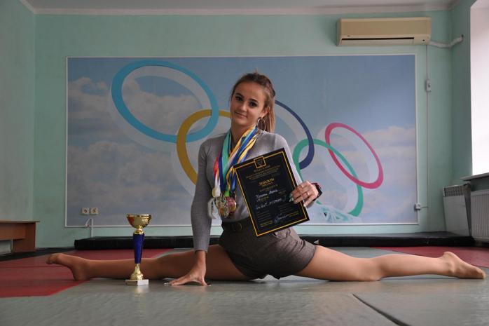 В результате обстрела Кривого Рога "Смерчами" погибла чемпионка Украины по спортивным танцам