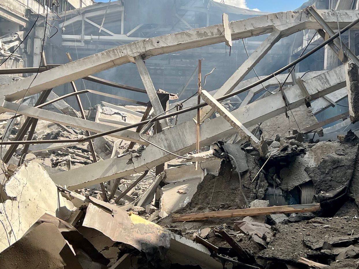 Зруйнований цех заводу у Запоріжжі, фото - ОДА