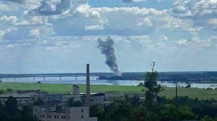 Взрывы на Херсонщине - ВСУ попали в Антоновский мост и Чернобаевку