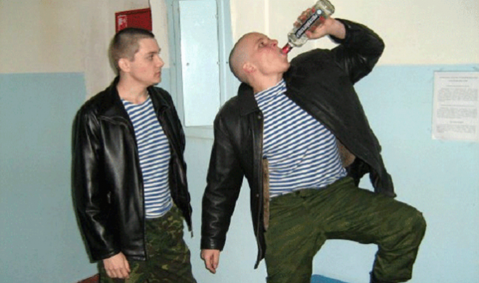 Пьянство и неповиновение командирам процветает в армии рф - Генштаб