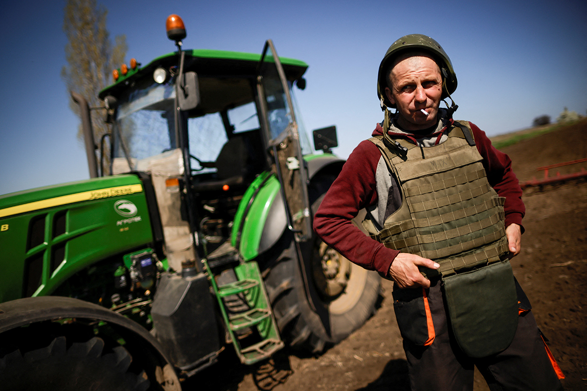 Окупанти навмисно знищують урожай українських фермерів