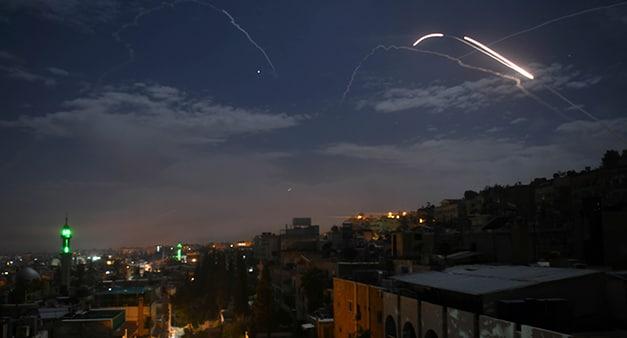 Израиль ударил по иранскому заводу дронов в пригороде Дамаска 