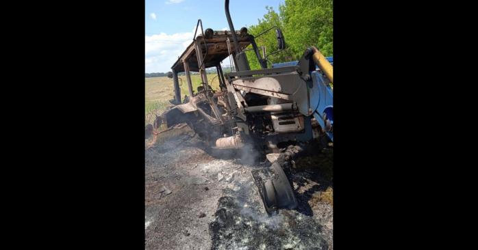 Трактор подорвался в Харьковской области, фото: Олег Синегубов
