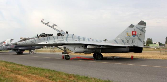  Словакия готова передать Украине 11 истребителей МиГ-29