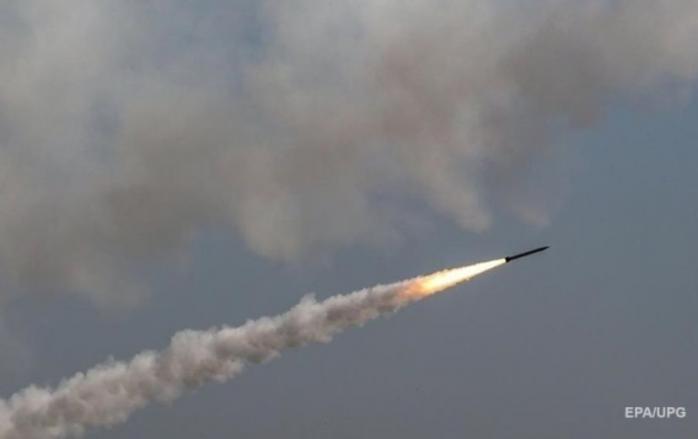 Попали в военную часть — Генштаб сообщил детали ракетных обстрелов Киевщины