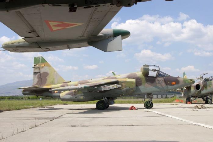 Північна Македонія повертає Україні чотири Су-25
