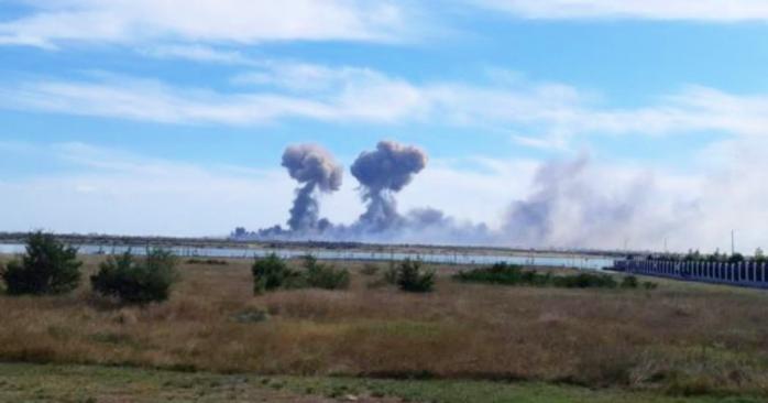 Взрыв на аэродроме в Крыму, фото: BBC