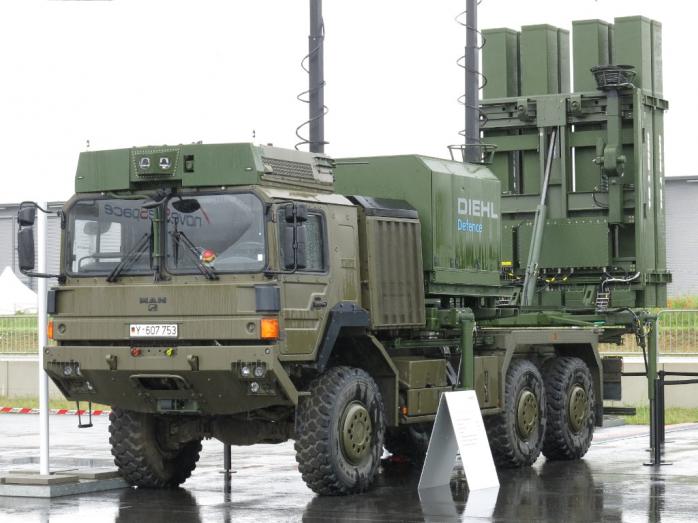 Шольц пообещал скорую передачу системы ПВО IRIS-T