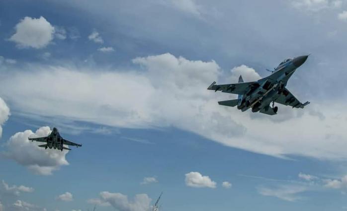 Скільки винищувачів і гелікоптерів тримає росія біля кордонів України