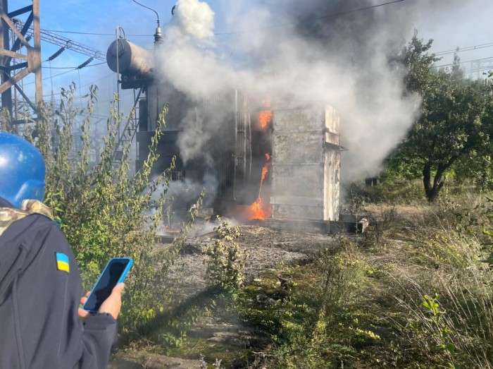 Рашисти обстріляли електростанцію на Донбасі, фото: Павло Кириленко