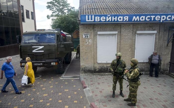 У Мелітополі та Донецьку прогриміли вибухи на ринках, є вбиті